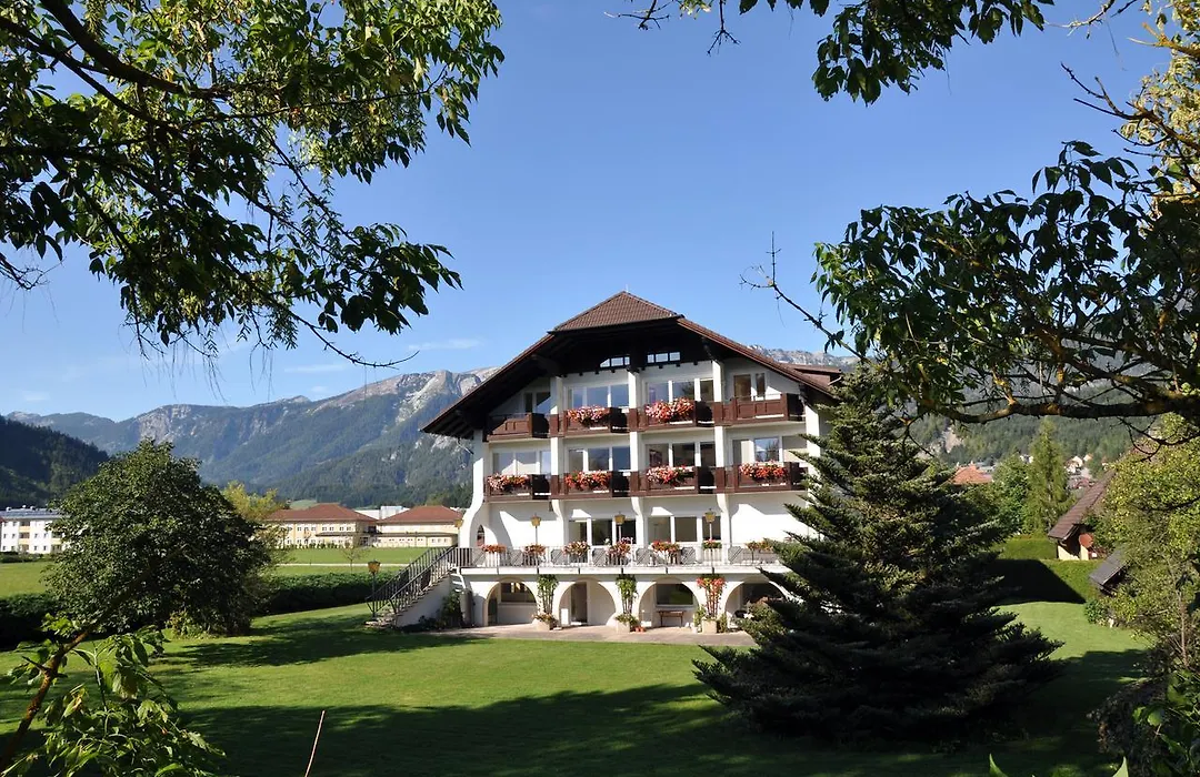 Aparthotel Fürst-1